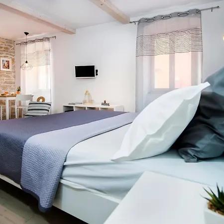Apartment Center, 30 Meters From The Sea, Wi-fi