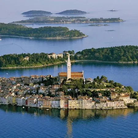 Center, 30 Meters From The Sea, Wi-fi * Rovinj